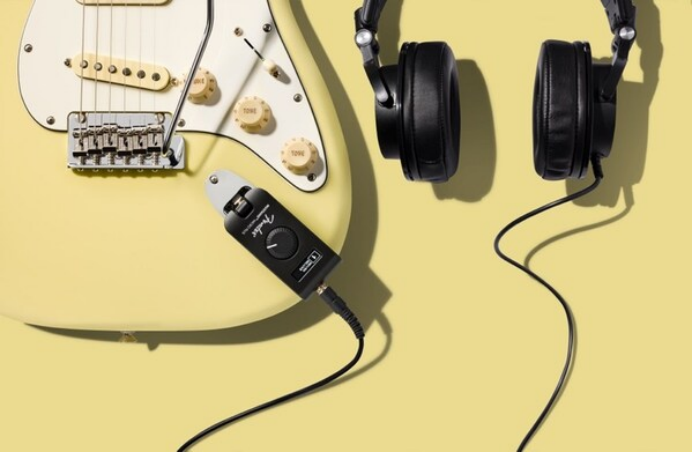 FENDER® MUSTANG™ MICRO PLUS 袖珍式耳机功放升级版正式亮相