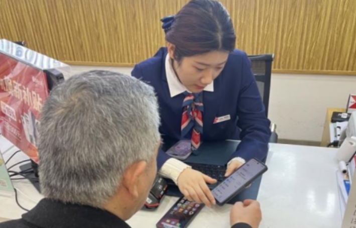 襄阳联通用暖心服务诠释 “家人式” 关怀