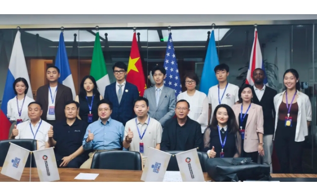 2025年联合国可持续发展高级别政治论坛“人工智能时代的国际治理路径”系列平行边会圆满举行